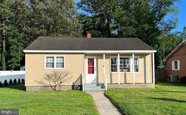 property at 16 Dukes St