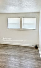 18410 Landseer Rd in Cleveland, OH - Foto de edificio - Building Photo