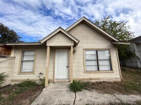 7809 Sarepto in San Antonio, TX - Building Photo