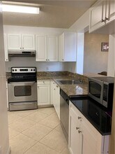 1341 SE 3rd Ave in Dania Beach, FL - Building Photo - Building Photo