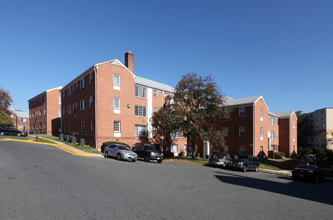 The Barrington Apartments in Silver Spring, MD - Foto de edificio