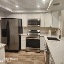 1217 N Miller Rd-Unit -37 in Scottsdale, AZ - Building Photo - Building Photo