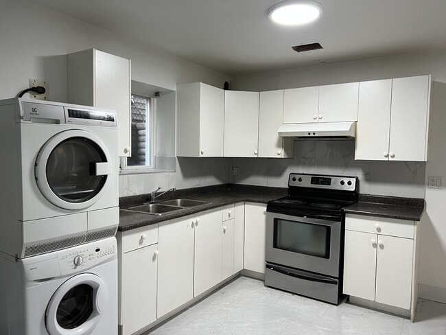 property at 15072-15060 60 Ave