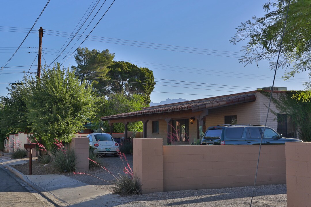 1216 N Wilson Ave in Tucson, AZ - Foto de edificio