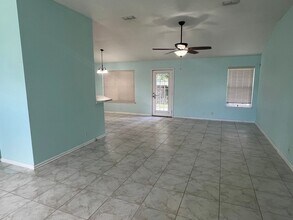 400 Hallowes Dr in St. Marys, GA - Building Photo - Building Photo