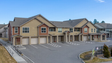 Fairway Meadows in Coeur d'Alene, ID - Building Photo - Building Photo