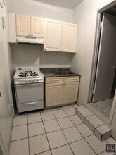 YORK AVENUE in New York, NY - Building Photo - Building Photo