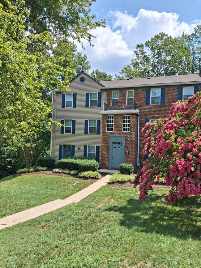 property at 630 Newbridge Ct