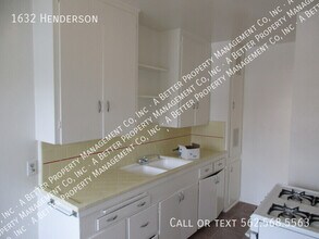 1632 Henderson Ave in Long Beach, CA - Building Photo - Building Photo