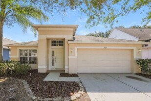 3004 Prairie Iris Dr in Land O Lakes, FL - Building Photo