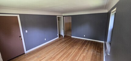 7115 Eastlawn Dr in Cincinnati, OH - Foto de edificio - Building Photo