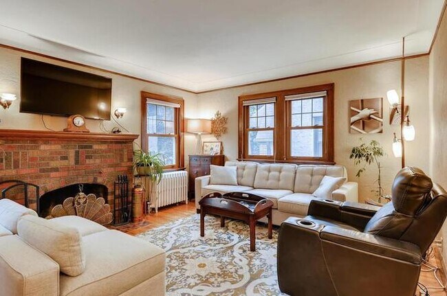1543 Holton St in St. Paul, MN - Building Photo - Building Photo