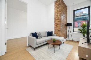 81 Orchard St in New York, NY - Building Photo