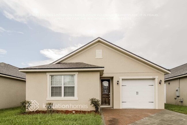 property at 521 Hibiscus Cove Dr