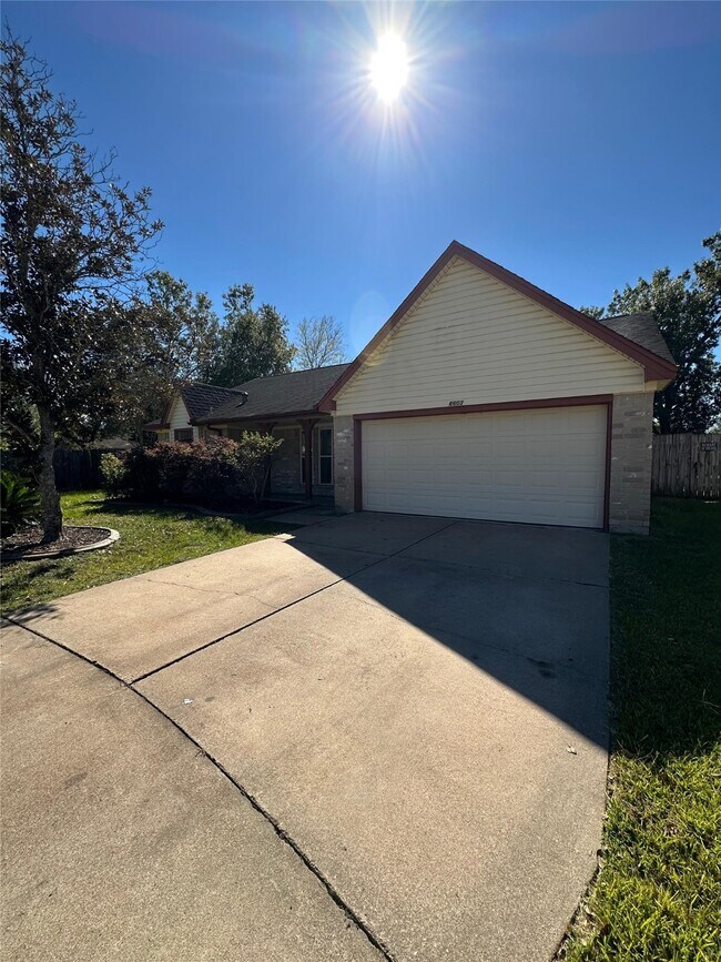 property at 6603 Readsland Ln