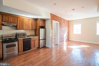 1836 E Passyunk Ave in Philadelphia, PA - Building Photo - Building Photo