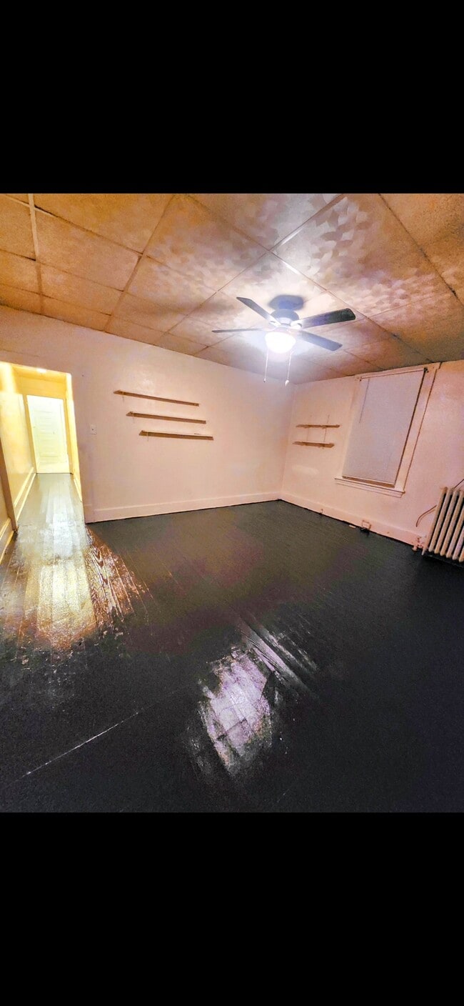 341 Linden Ave, Unit Unit A in Johnstown, PA - Foto de edificio - Building Photo