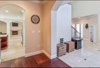 5590 W Grant Line Rd in Tracy, CA - Foto de edificio - Building Photo