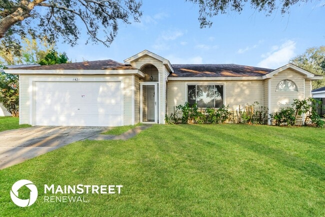 property at 1421 Emerson Dr NE