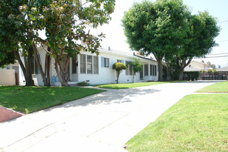 1815 W Victory Blvd in Burbank, CA - Building Photo - Building Photo