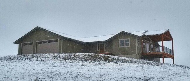 property at 12861 Mountain View Pl