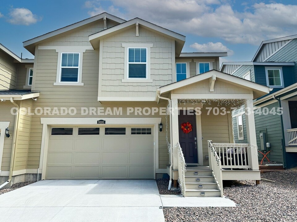 9000 Redfield Ln in Parker, CO - Building Photo