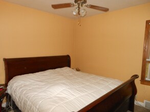 412 W 64th St in Minneapolis, MN - Building Photo - Building Photo