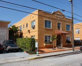 826 SW 6th St in Miami, FL - Building Photo - Building Photo