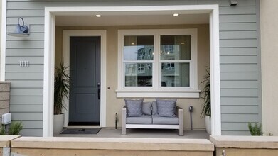 1111 Hibiscus Way in Oceanside, CA - Building Photo - Building Photo