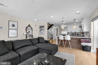 750 N 19th St in Philadelphia, PA - Building Photo - Building Photo