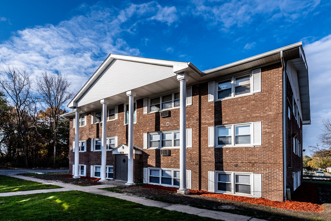 14538 S Cottage Grove Ave in Dolton, IL - Foto de edificio - Building Photo