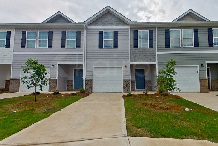 366 Ironwood Ct in Macon, GA - Foto de edificio