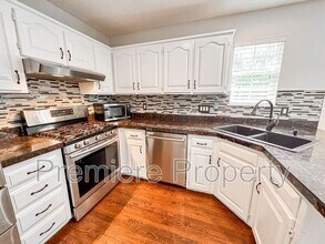 15350 Riley St in Overland Park, KS - Building Photo - Building Photo