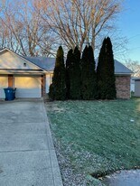 10790 Ruckle St in Indianapolis, IN - Building Photo