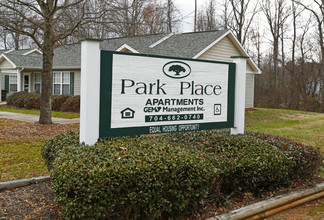 Park Place Apartments in Mooresville, NC - Building Photo - Building Photo