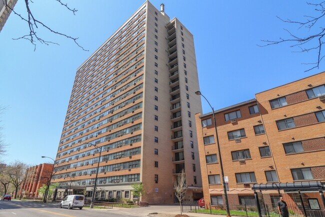 property at 6030 N Sheridan Rd