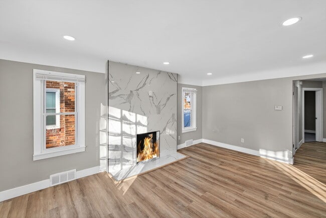 20040 Regent Dr in Detroit, MI - Foto de edificio - Building Photo