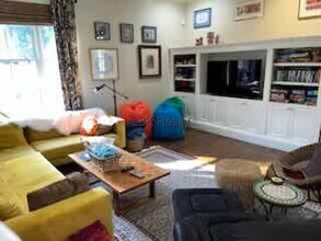 31 Ripley St in Newton, MA - Building Photo - Building Photo