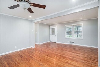 3454 N Creekview Dr in Lawrenceville, GA - Building Photo - Building Photo