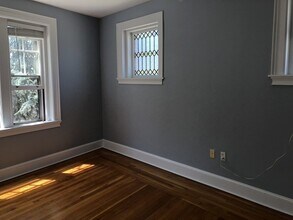 2025 Commonwealth Ave in Boston, MA - Building Photo - Building Photo