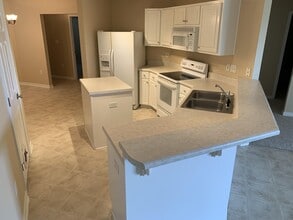 2168 Lambourn Ct in Navarre, FL - Building Photo - Building Photo