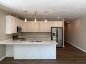 4609 Lorain Ave in Cleveland, OH - Building Photo
