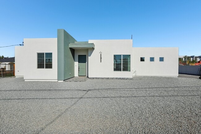 property at 910 E Roma Ave