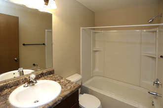 Columbia West Apartment Community in Grand Forks, ND - Building Photo - Interior Photo