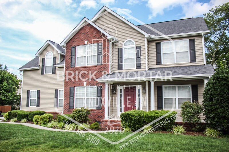 5722 Rhyne Cove Ln in Knoxville, TN - Building Photo