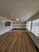 153 E 2400 S in Clearfield, UT - Building Photo - Building Photo