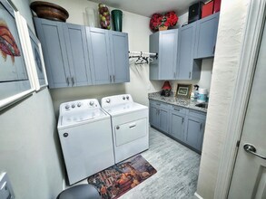 4729 Imperial Eagle Dr in Ft. Myers, FL - Building Photo - Building Photo