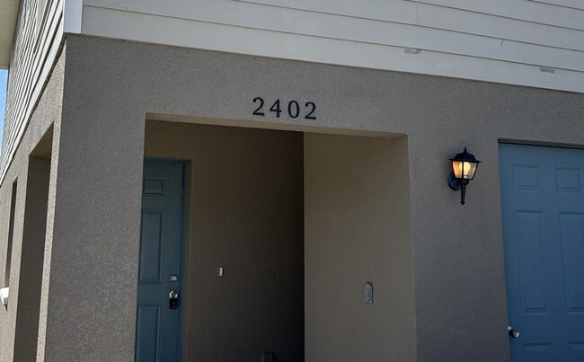 property at 2402 Chestnut Woods Dr