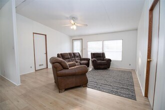 11524 Stidham Rd in Conroe, TX - Building Photo - Building Photo