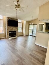 31 High St in East Hartford, CT - Building Photo - Building Photo